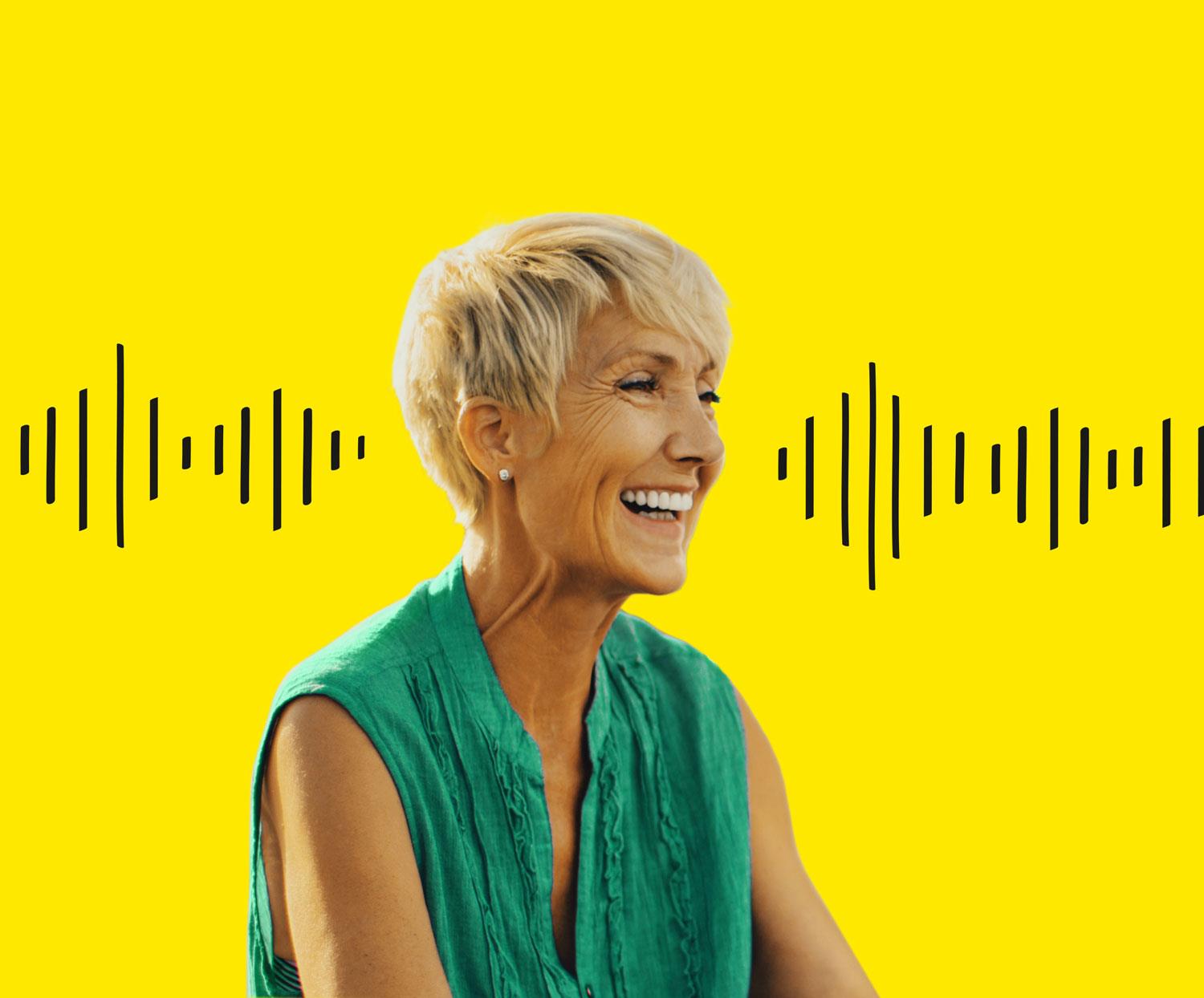 Woman enjoying the moment with the use of Interton Move hearing aid.