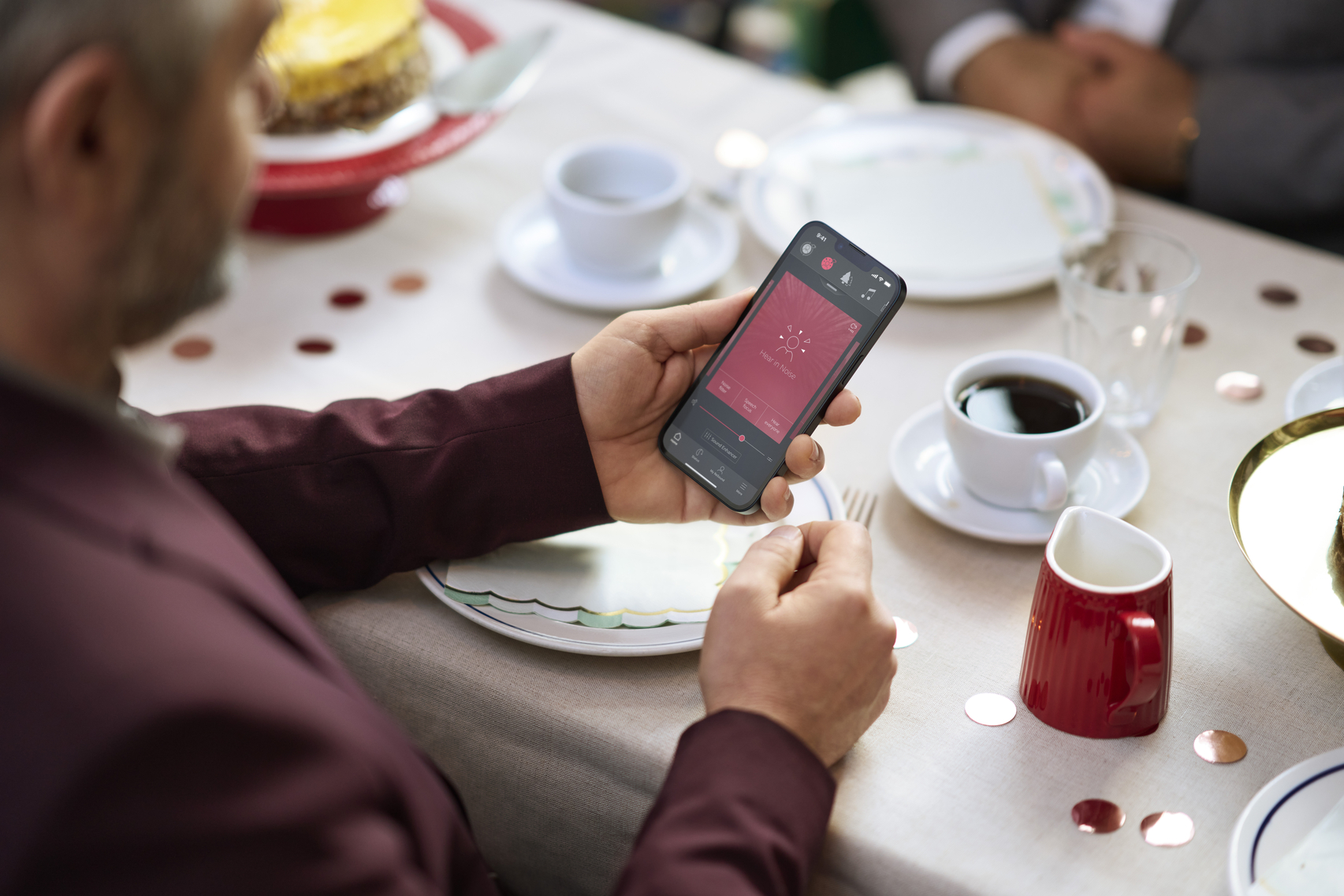 ReSound Nexia: smart 3D app in restaurant